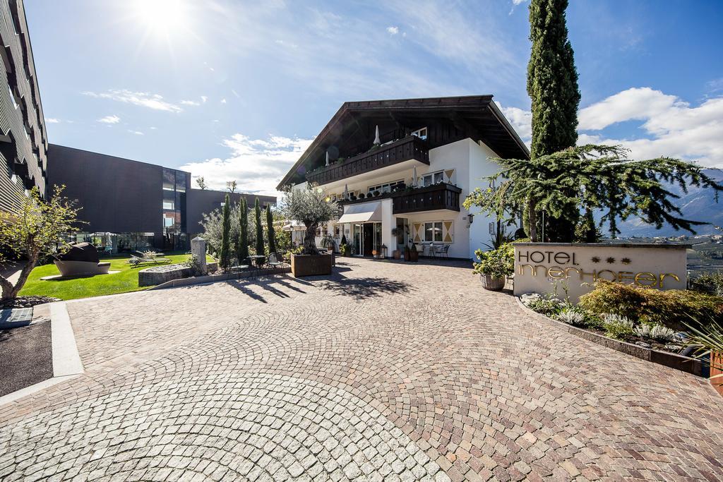 Hotel Landhaus Innerhofer Schenna Exterior photo
